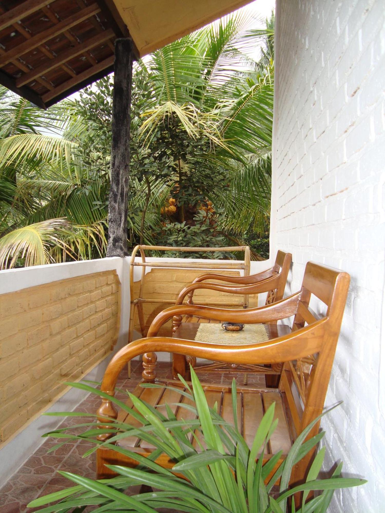 Taman Ayu Homestay Munduk Mitra Reddoorz ภายนอก รูปภาพ